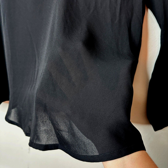 Tobi Black Cold Shoulder Long Sleeve Flowy V-Neck Keyhole Back Blouse M - Picture 8 of 15